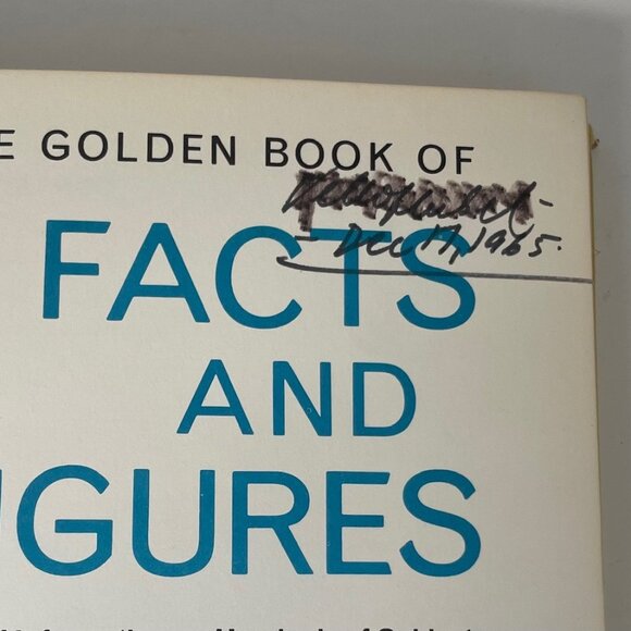Golden Book Facts and Figures circa 1962 by Bertha Parker Vintage Retro Book - Picture 5 of 5